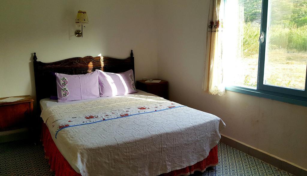 Lipsos Hotel Yeniliman Rum bild